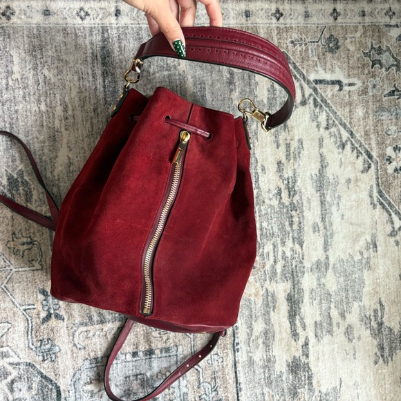 Elizabeth and James Cynnie suede Bucket Bag maroon red - Picture 1 of 16